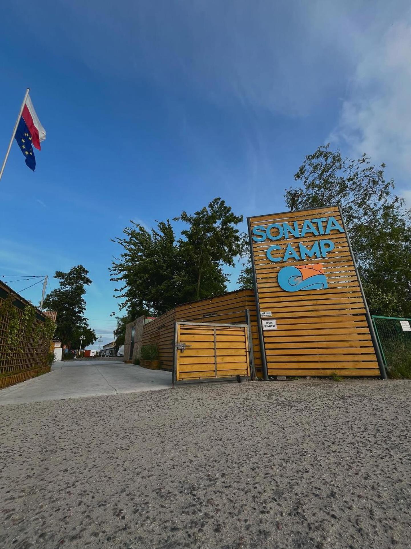 فندق Sonata Camp ياستارنيا المظهر الخارجي الصورة